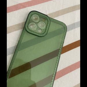 💚 iPhone 12 Pro Max Clear Green Semi-glitter case NWT💚